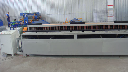 Gabion mesh edge grip machine