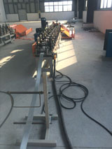 Architrave beads machine