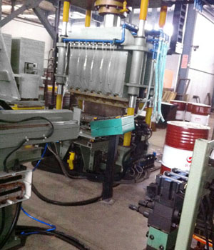 Steel grid welding machine