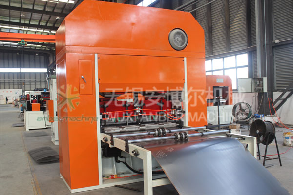 High speed expanded mesh machine