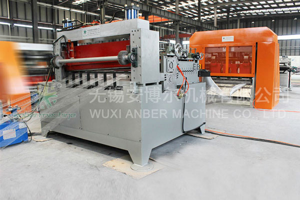 Expanded metal mesh machine