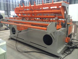 Welded wire mesh machine