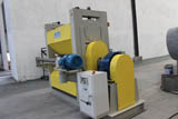 Expanded metal mesh flattener