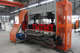 Expanded metal mesh making machine