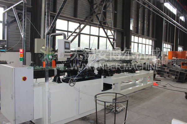 Chain link fence machine