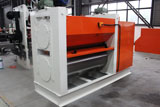 Expanded metal mesh flattening machine