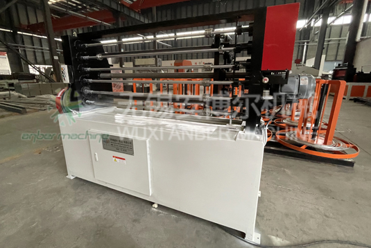 Spiral coiling machine
